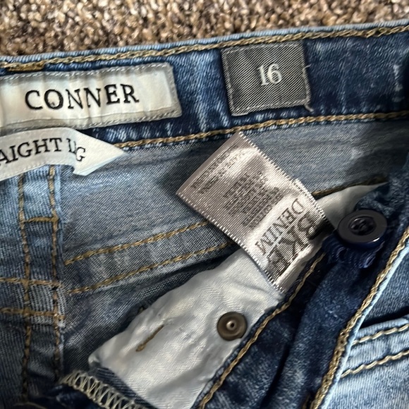 BKE Conner straight leg jeans -BUCKLE size 16. Great condition.Adjustable waist. - Picture 2 of 8